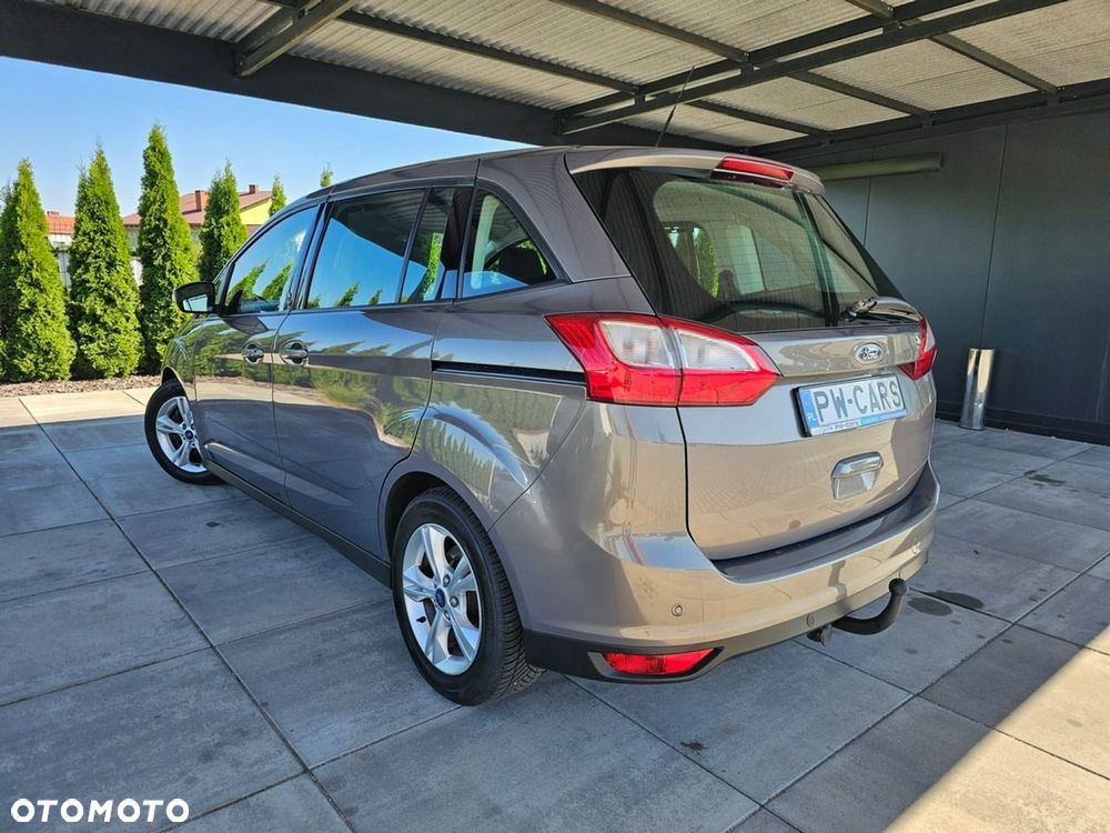 Ford Grand C-MAX - 4