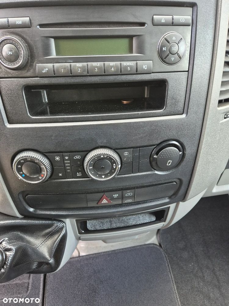 Volkswagen Crafter - 14