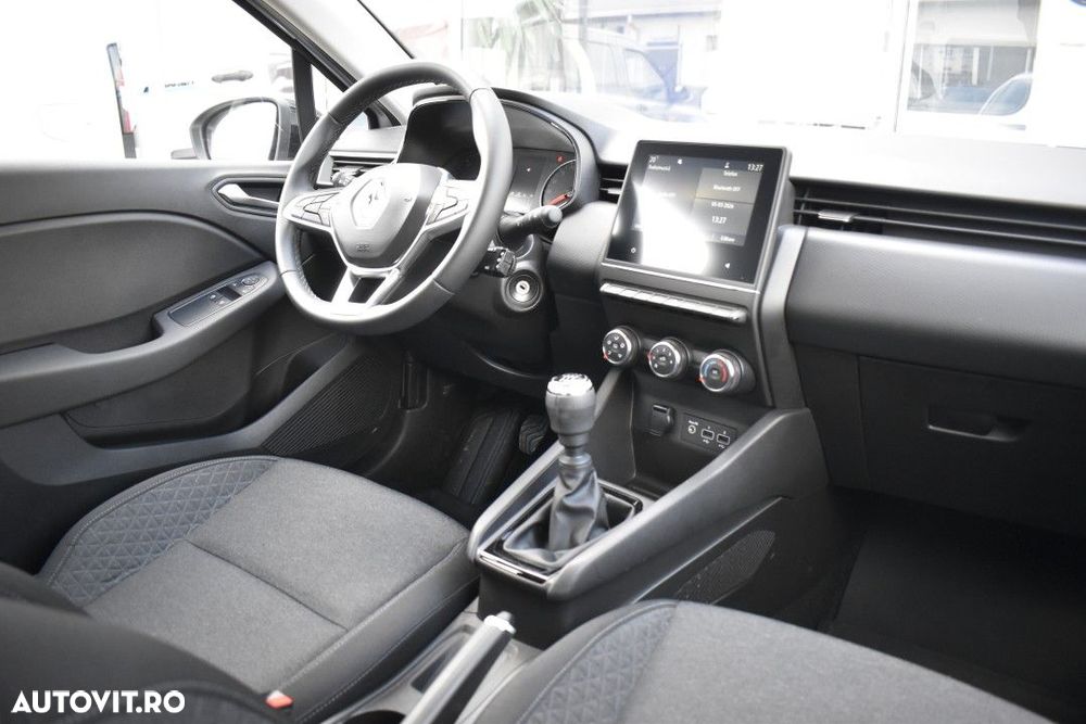 Renault Clio - 40