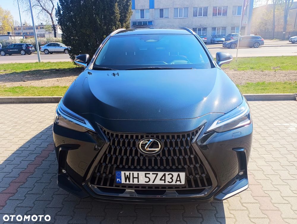 Lexus NX 450h+ Prestige AWD - 3