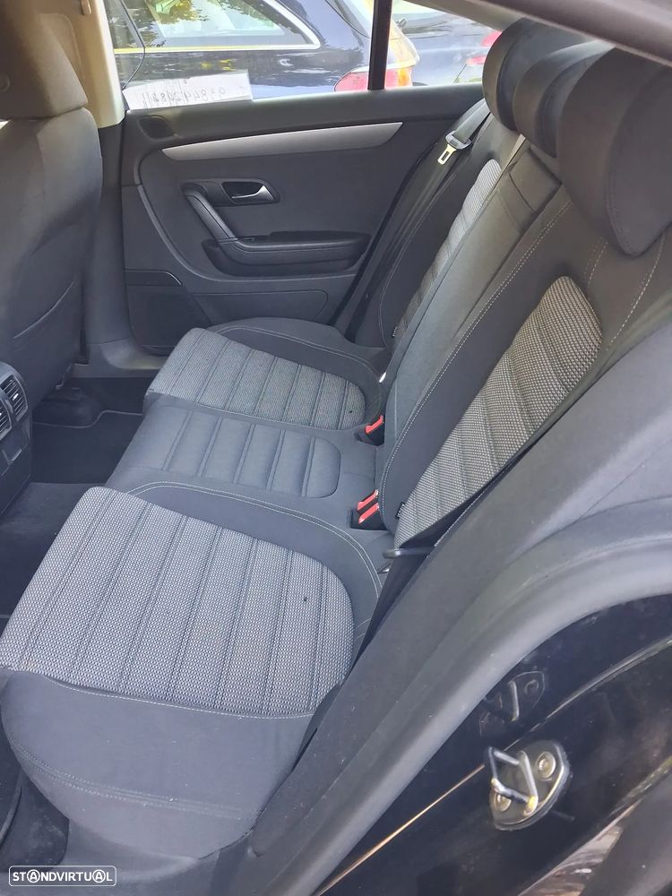 VW Passat CC 2.0 TDi BlueMotion - 6