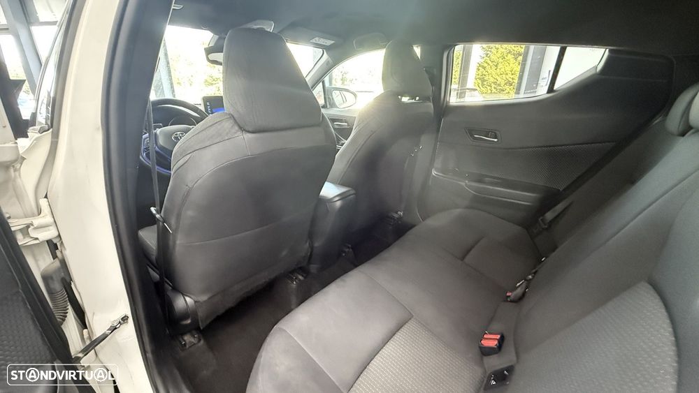 Toyota C-HR 1.8 Hybrid Square Collection - 12