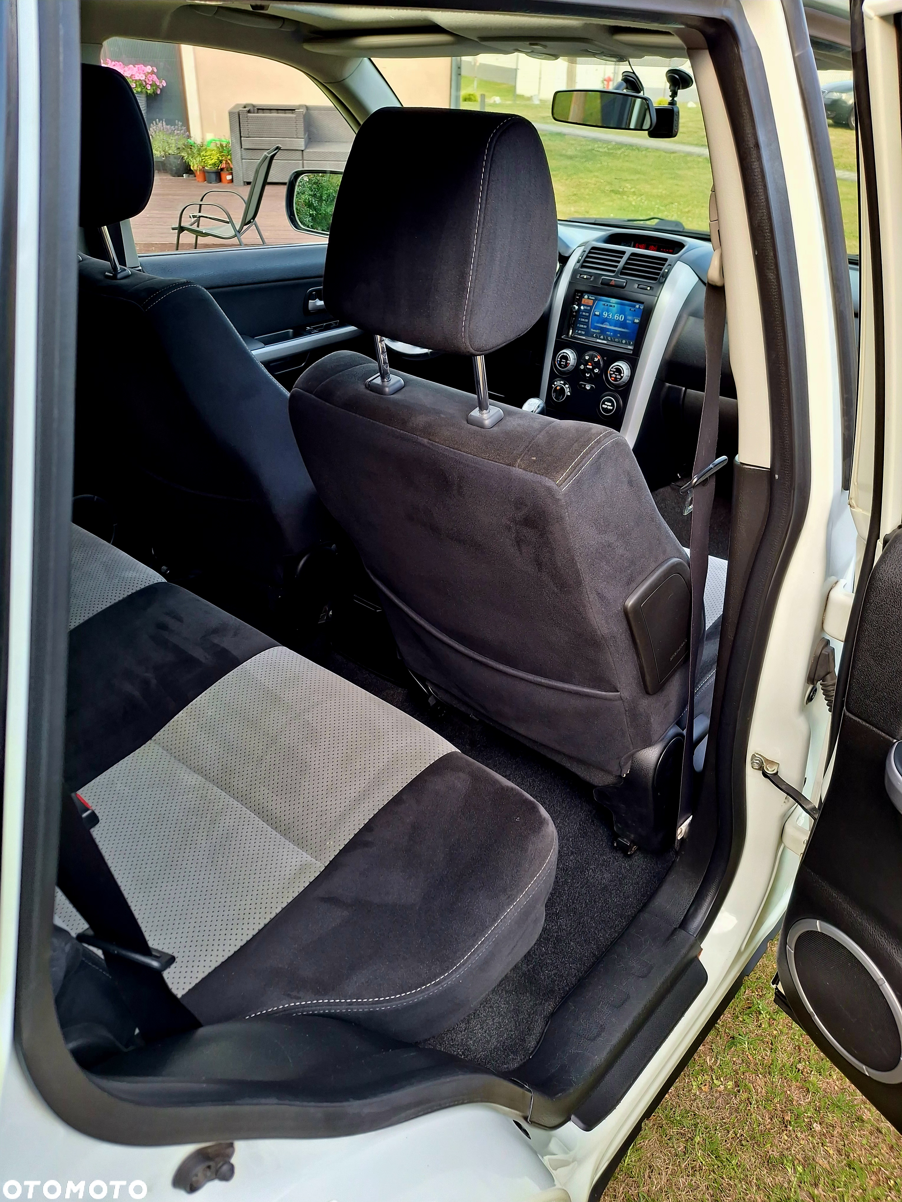 Suzuki Grand Vitara 1.9 DDiS - 14