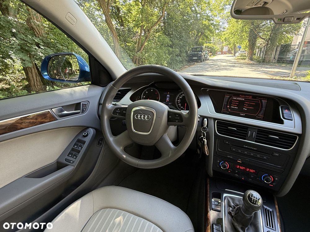 Audi A4 Avant 2.0 TDI - 21