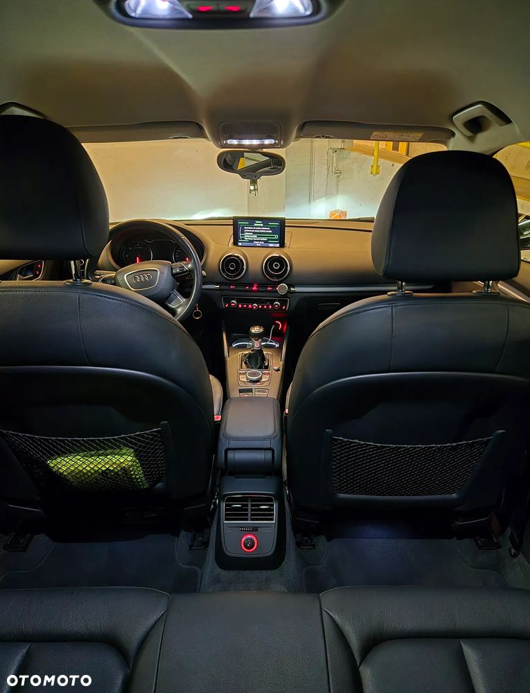 Audi A3 Sportback - 16