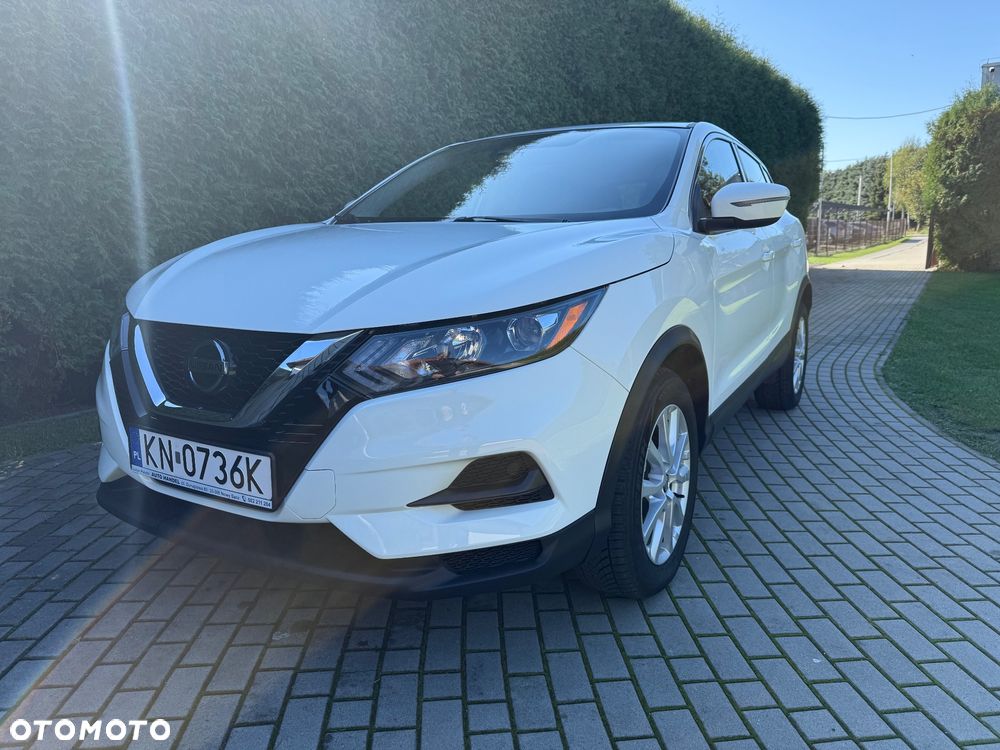 Nissan Qashqai - 1