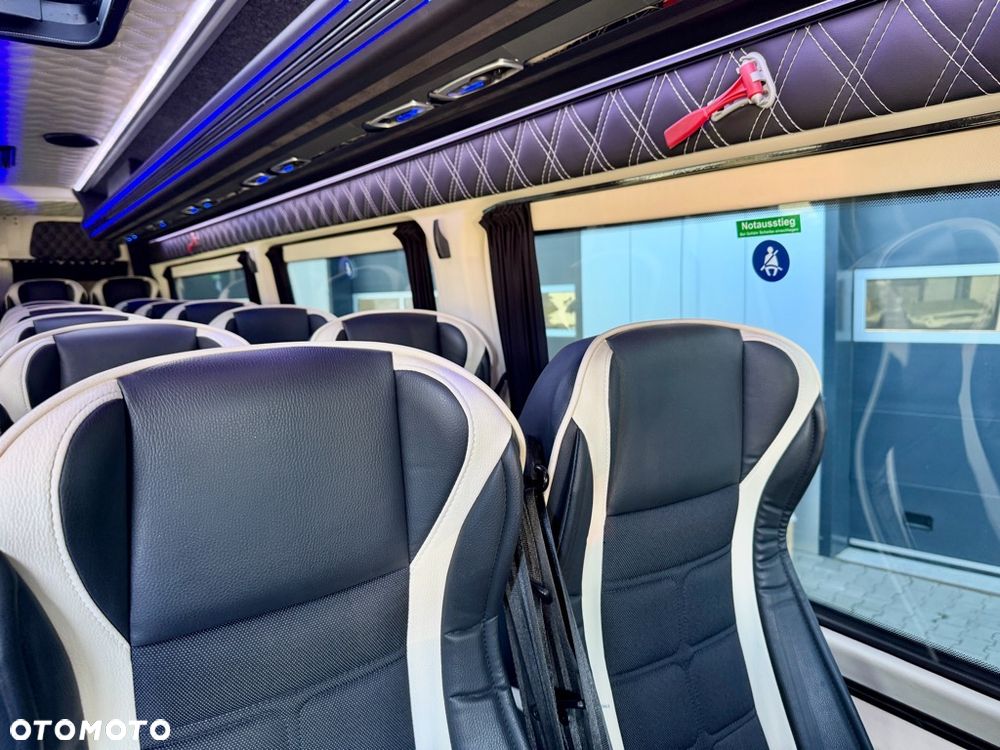 Mercedes-Benz Sprinter 519 24 miejsca 3.0 V6 automat turystyczny - 24