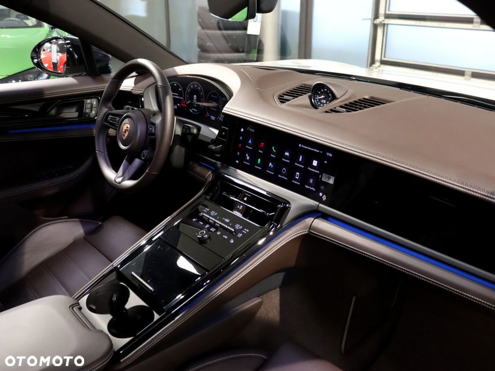 Porsche Panamera 4S E-Hybrid PHEV - 19