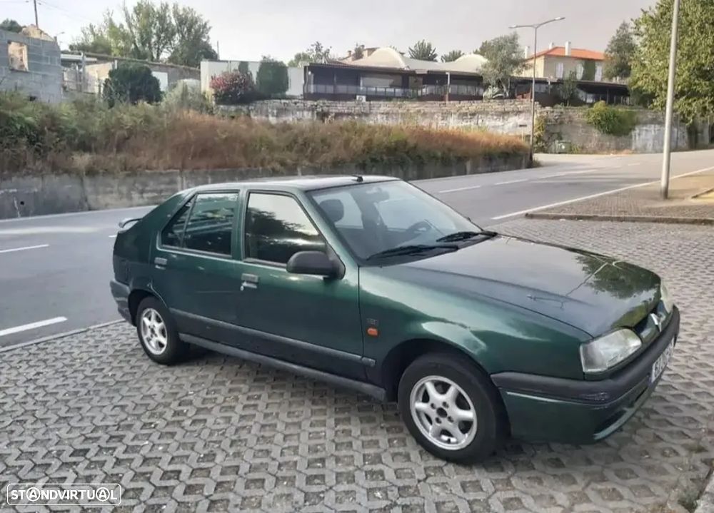 Renault 19 1.2 RL - 7