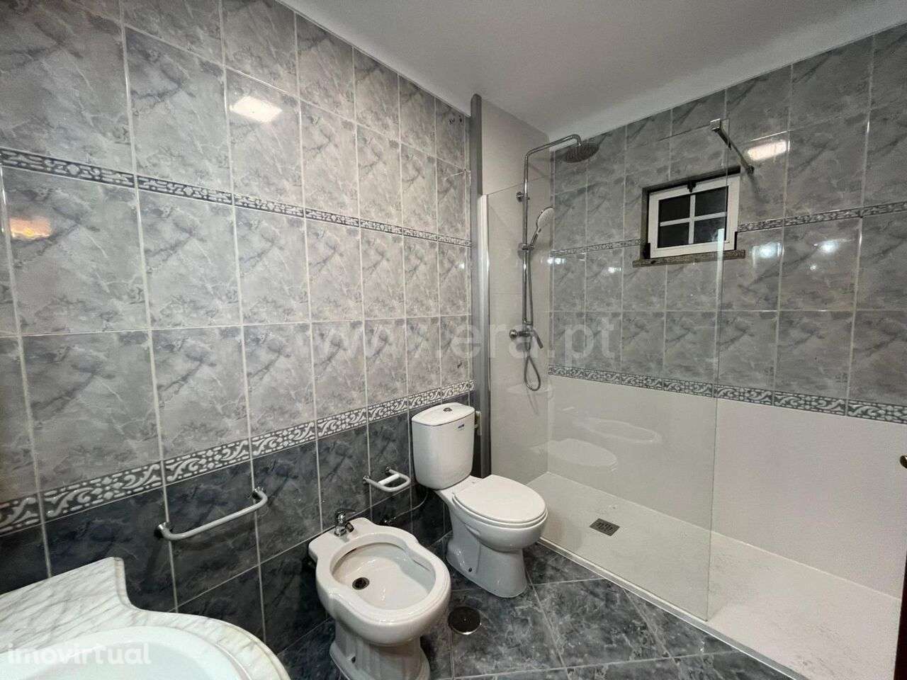 Moradia V3 Remodelada Oliveira do Hospital - Grande imagem: 5/11