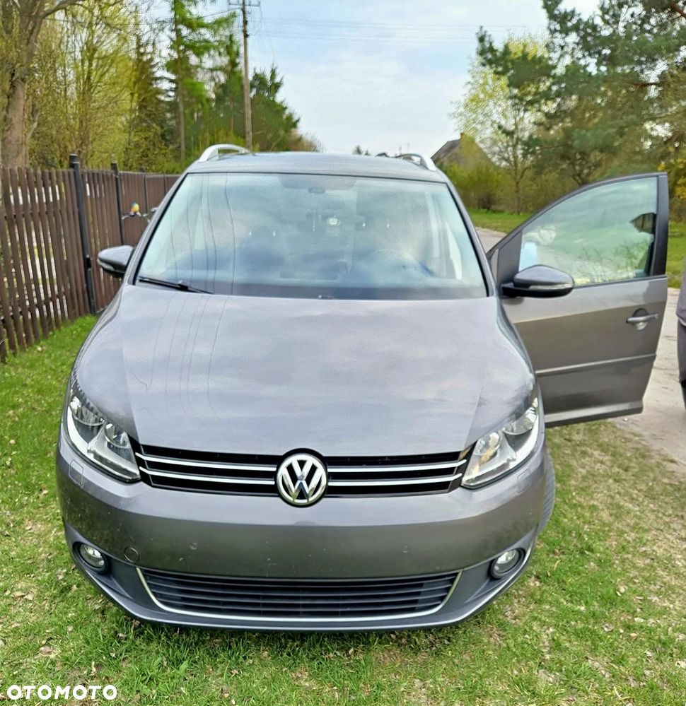 Volkswagen Touran - 4