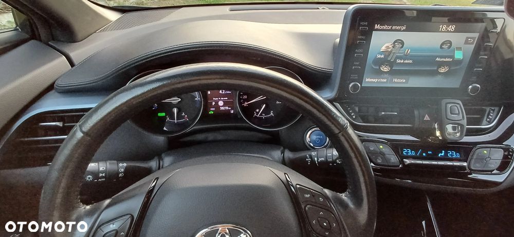 Toyota C-HR - 7