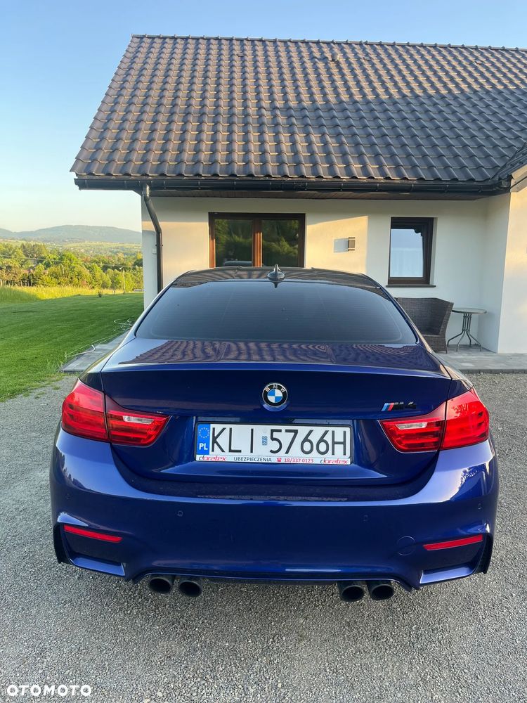BMW M4 DKG - 7