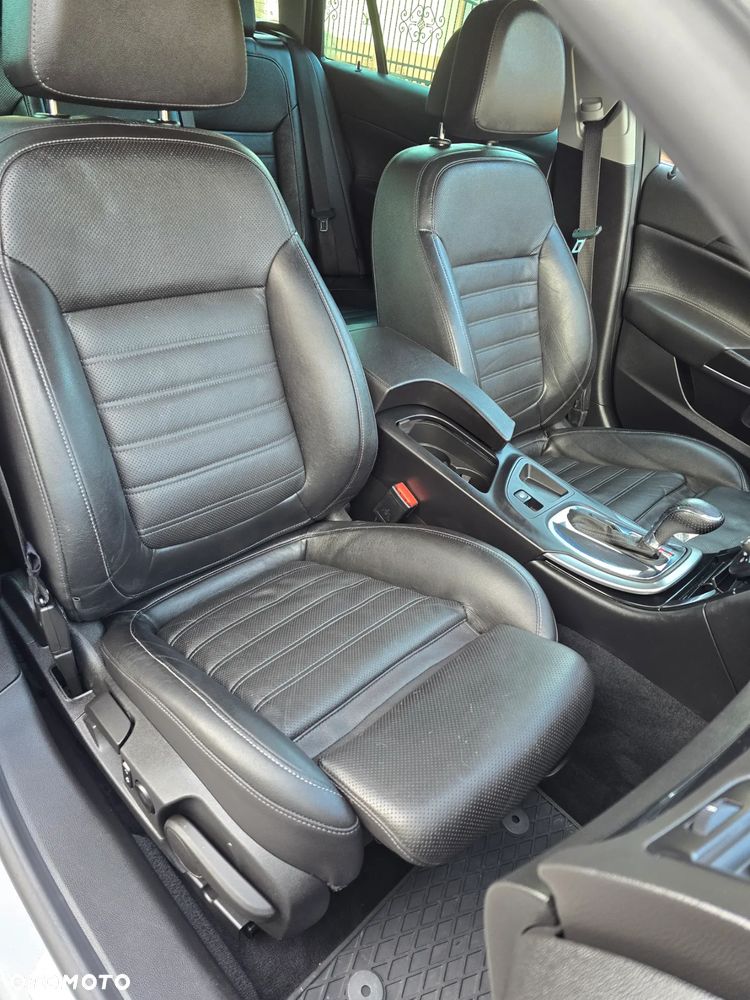 Opel Insignia 2.0 CDTI Sports Tourer Automatik Cosmo - 9