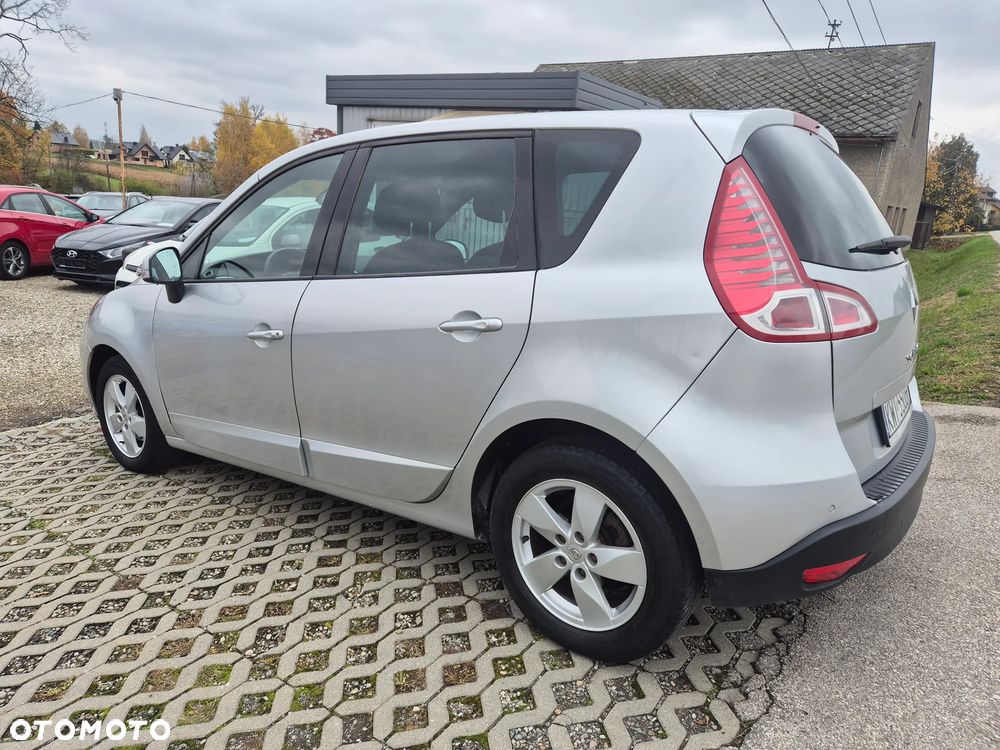 Renault Scenic 1.6 16V Expression - 6