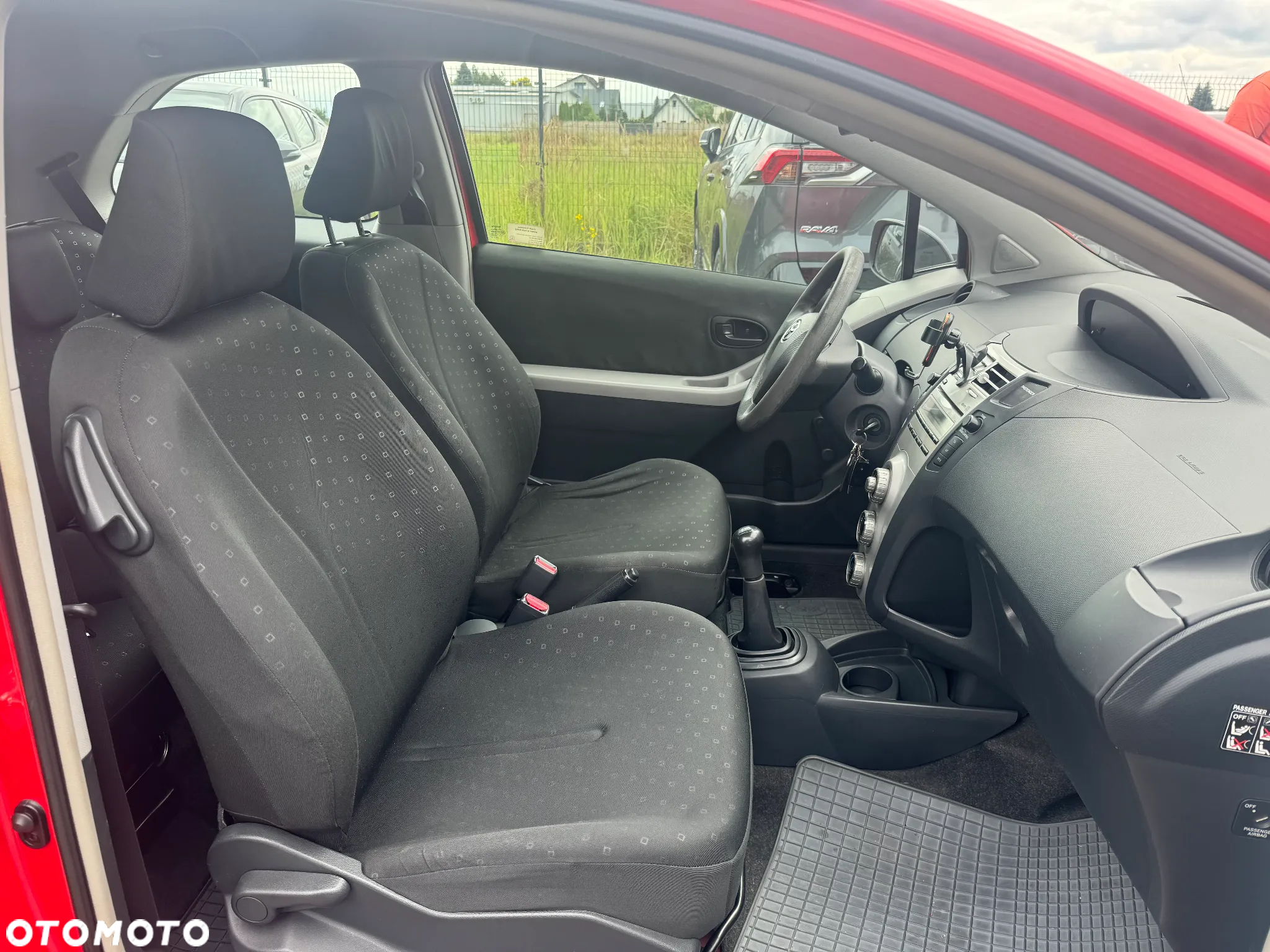 Toyota Yaris 1.0 Luna - 9