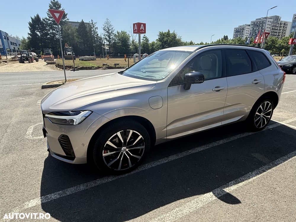 VOLVO XC60 2023 — imagine 2
