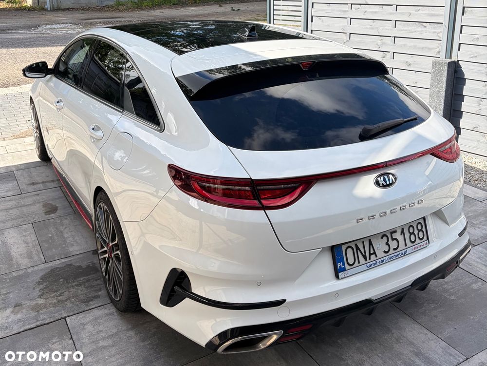 Kia ProCeed - 8