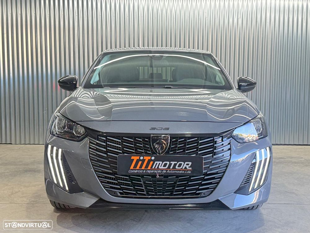 Peugeot 208 - 3
