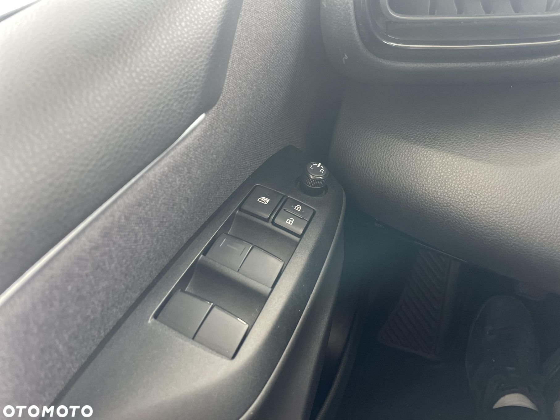 Toyota Yaris - 21