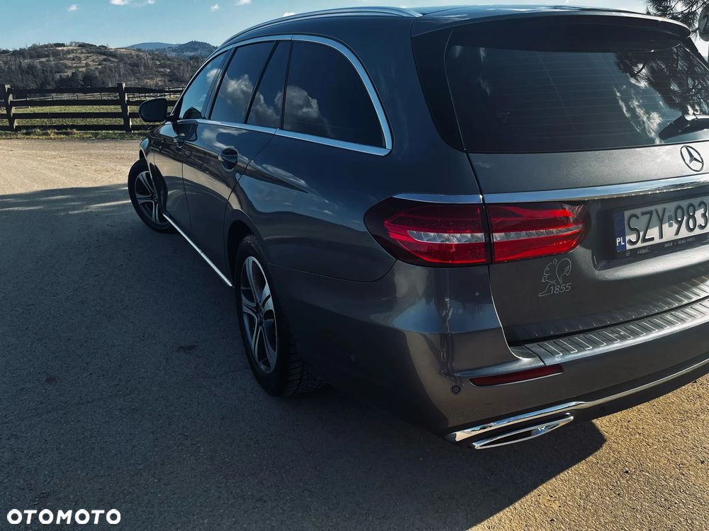 Mercedes-Benz Klasa E 220 d T 9G-TRONIC - 5