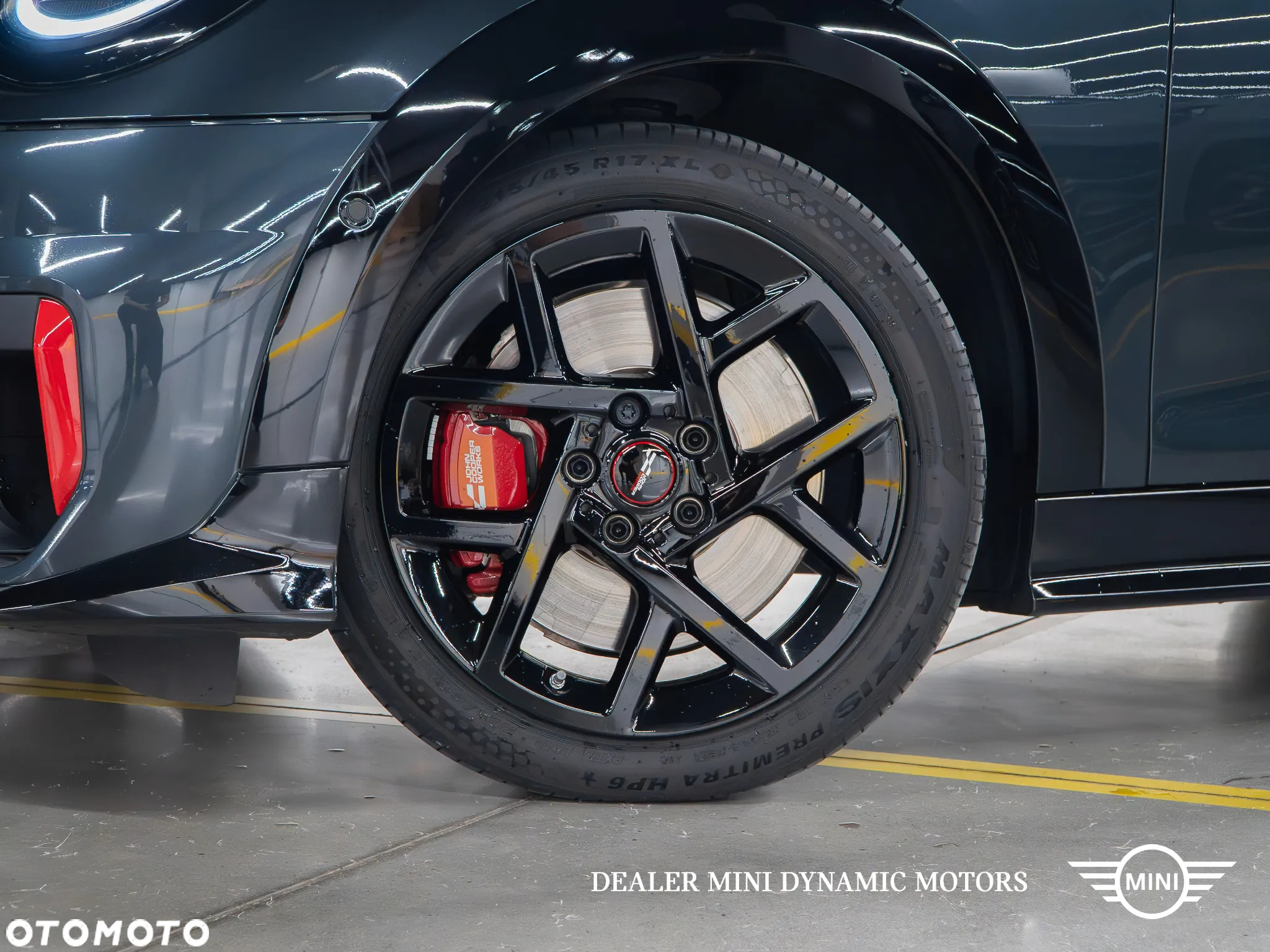 MINI John Cooper Works Cabrio - 11