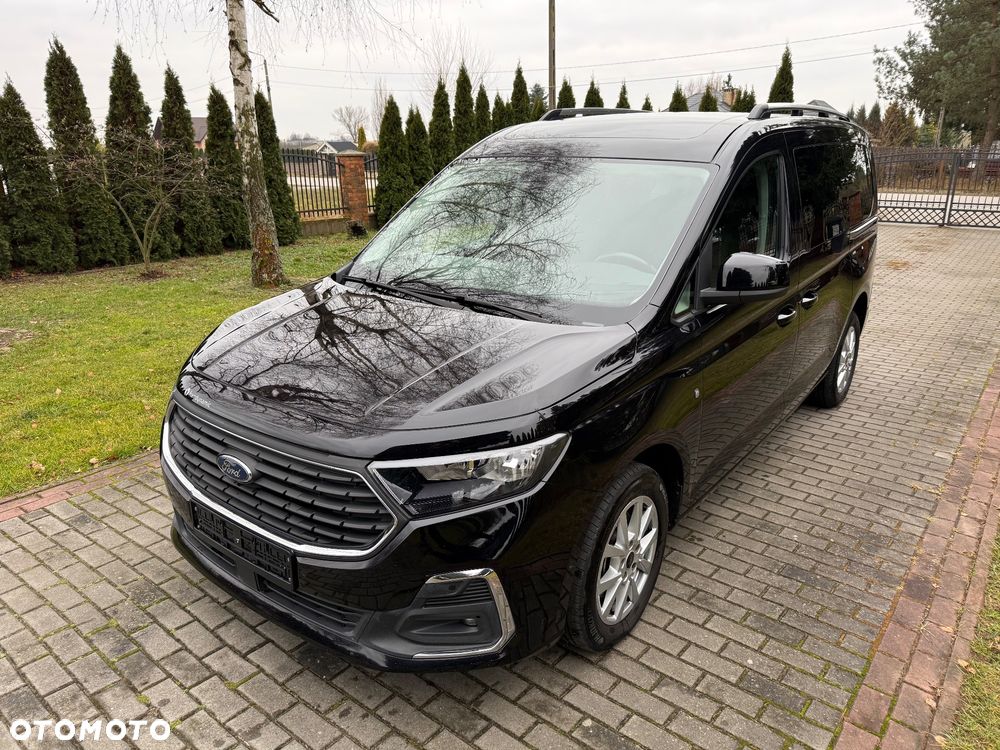 Ford Tourneo Connect Grand - 1