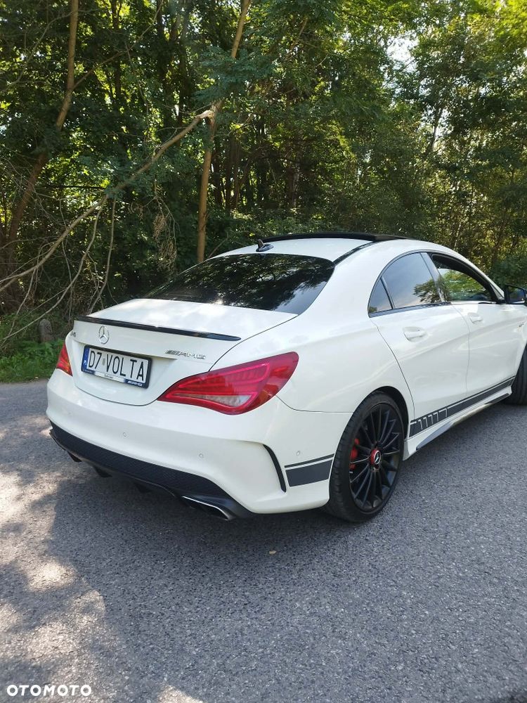 Mercedes-Benz CLA - 4