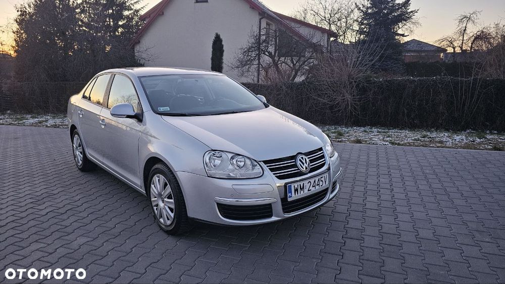 Volkswagen Jetta - 6