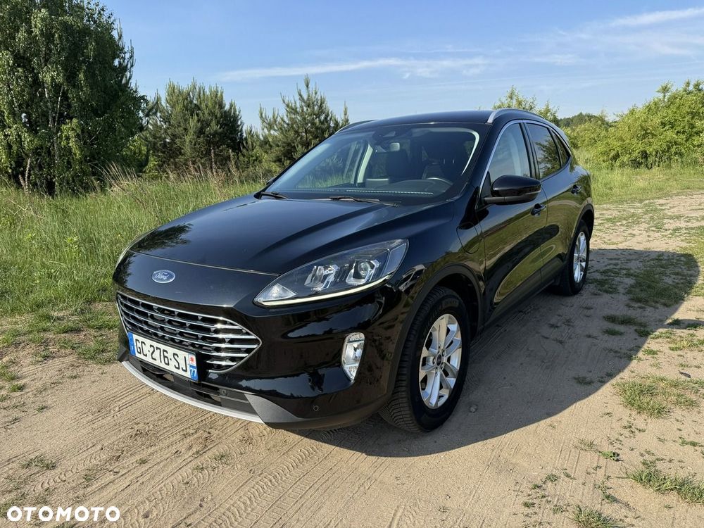 Ford Kuga - 1