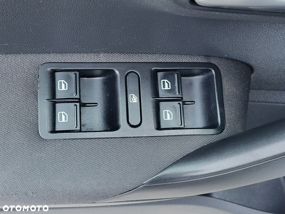 Volkswagen Polo - 30