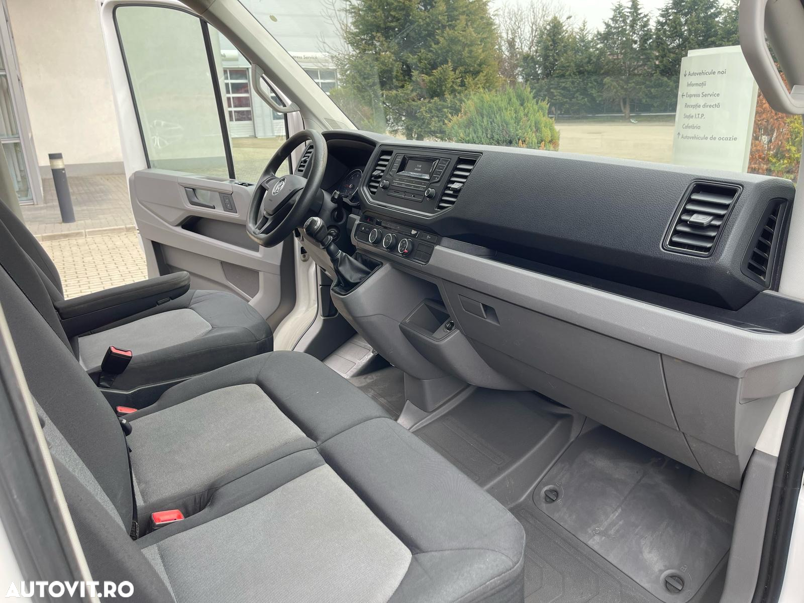 Volkswagen Crafter - 12