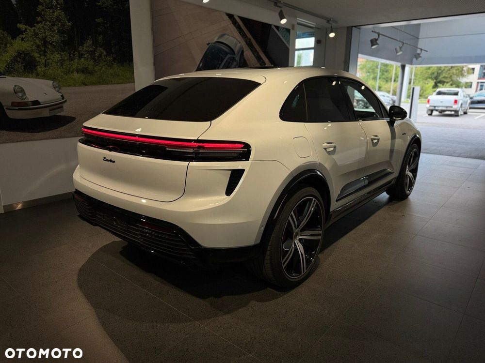 Porsche Macan - 5