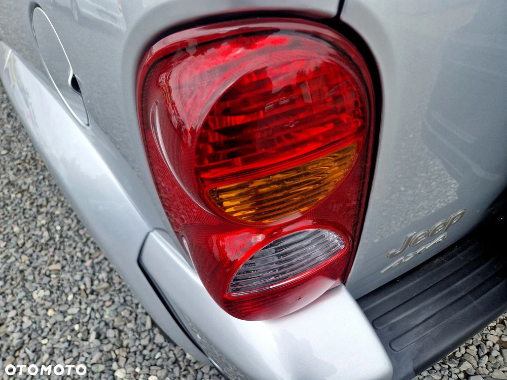 Jeep Cherokee 3.7 Limited - 25