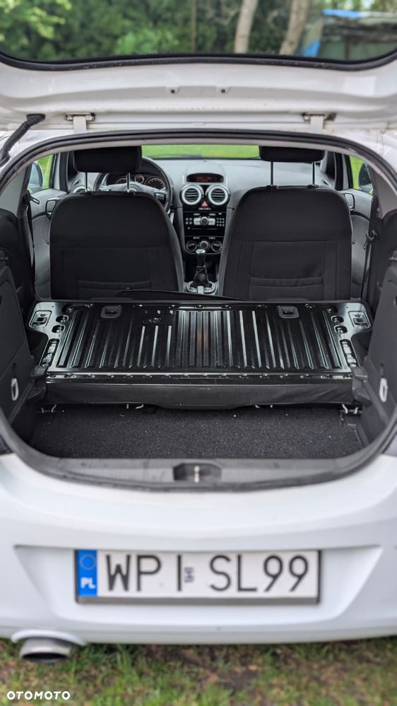 Opel Corsa - 16