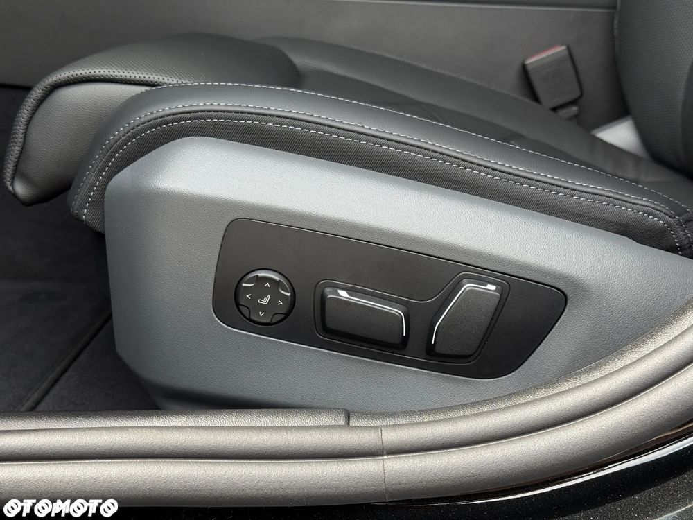 BMW Seria 5 530e xDrive M Sport sport - 18