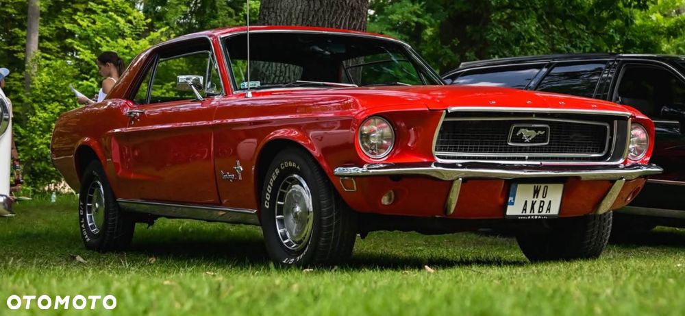 Ford Mustang - 1
