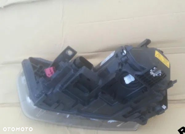 Lampa przednia prawa Audi Q3 SQ3 RSQ3 Xenon 8U0941004H Lampa prawy przód Audi Q-3 SQ-3 RSQ-3 Xenon - 2