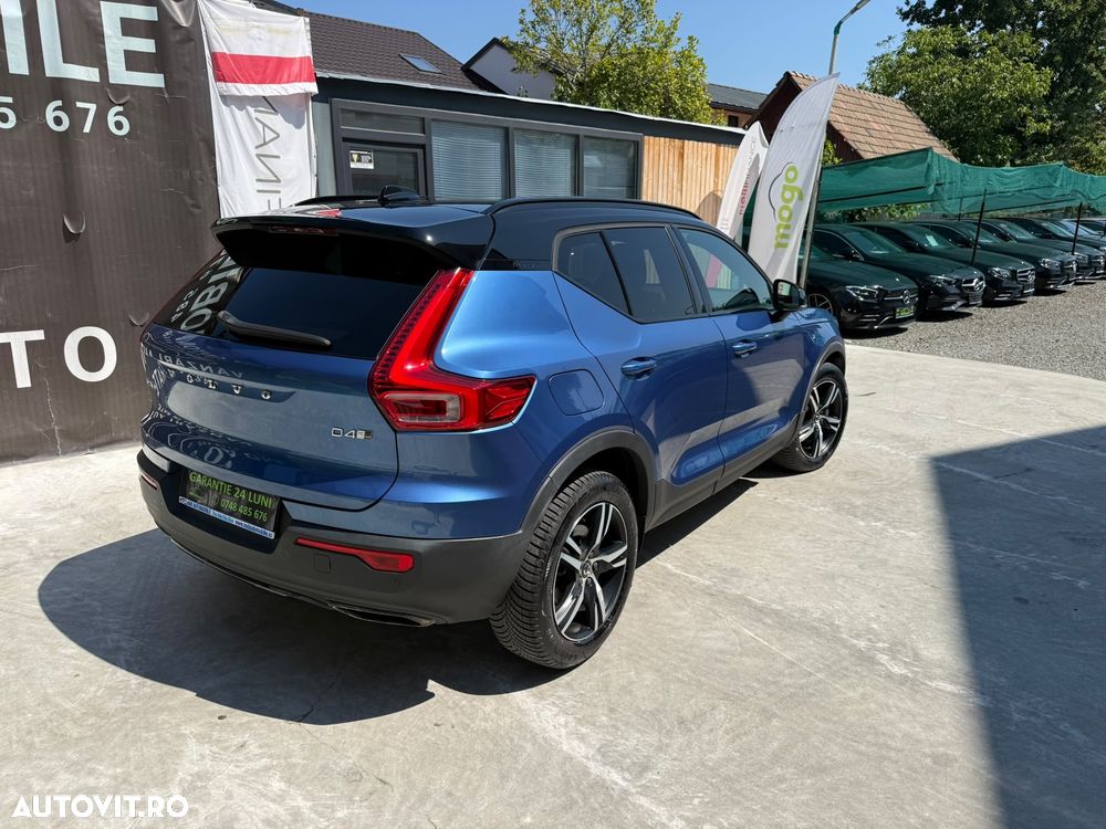 Volvo XC 40 D4 AWD Geartronic R-Design - 22