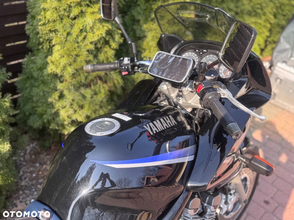 Yamaha XJ - 12