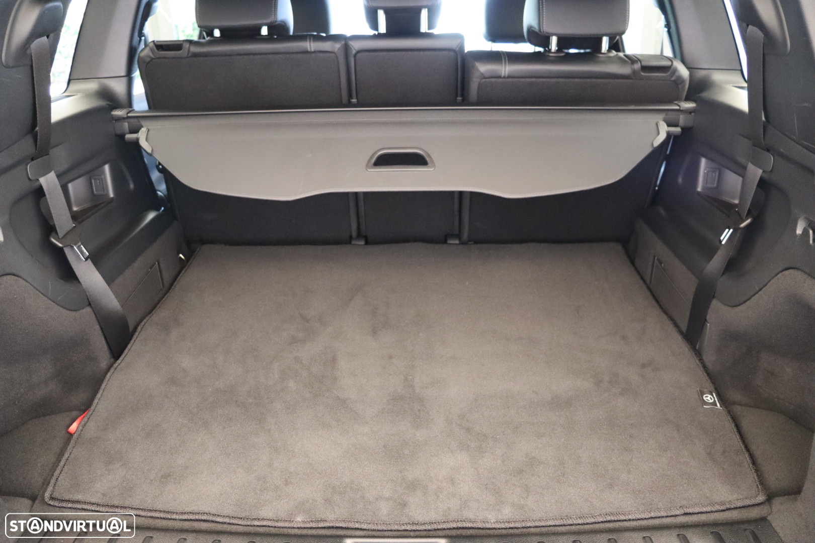 Mercedes-Benz EQB 250 Progressive - 12