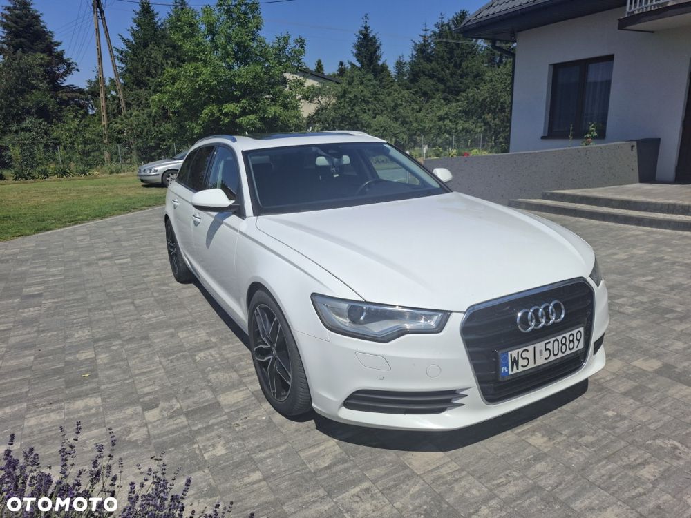 Audi A6 Avant - 1