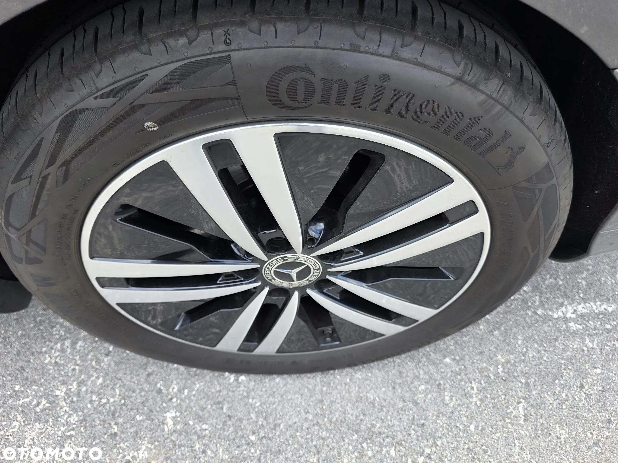 Mercedes-Benz CLA 180 7G-DCT - 25