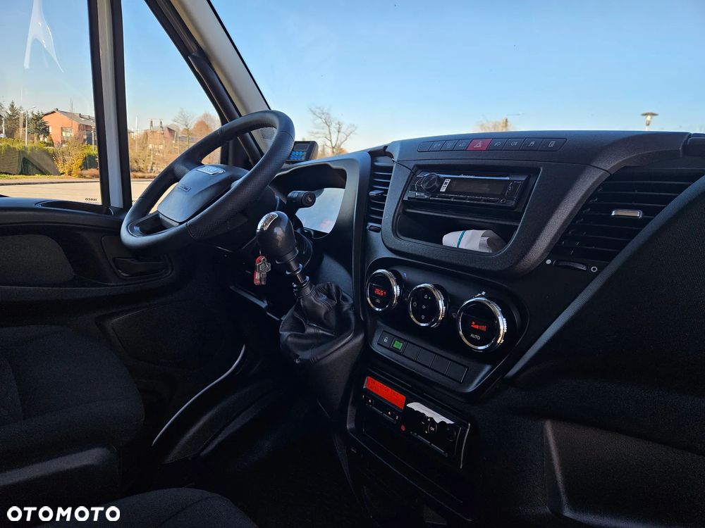 Iveco Daily - 32