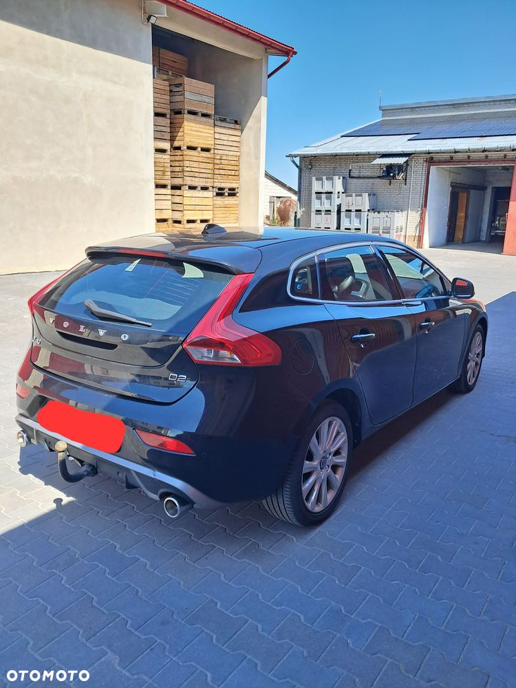 Volvo V40 D2 Drive-E R-Design Momentum - 4