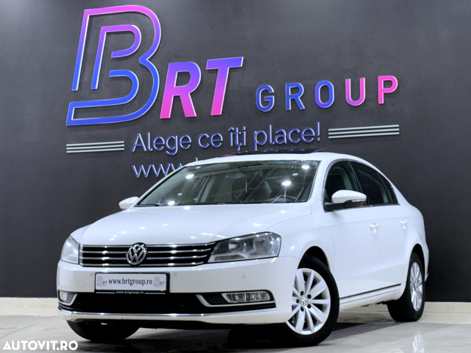 Volkswagen Passat - 1