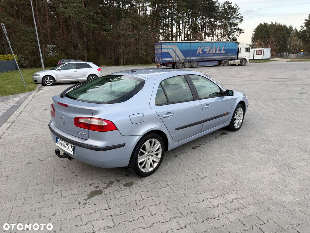 Renault Laguna 1.9 dCi Dynamique - 4