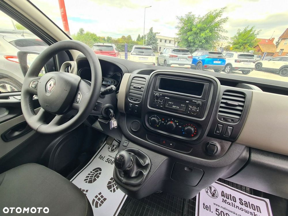 Renault Trafic - 19