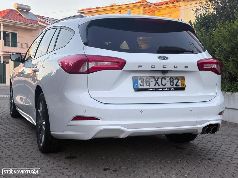 Ford Focus SW 1.0 EcoBoost ST-Line - 24