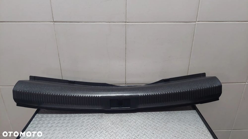 OSŁONA PASA TYŁ BAGAŻNIKA AUDI A4 B8 R2009 SEDAN NR 8K5863471 - 1